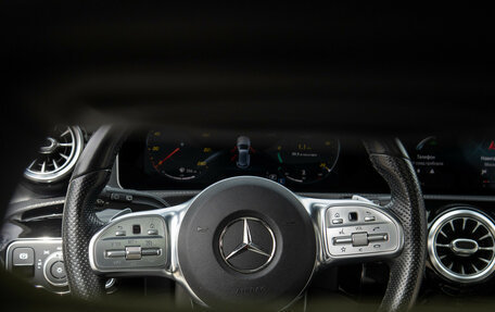 Mercedes-Benz A-Класс, 2018 год, 1 998 000 рублей, 13 фотография