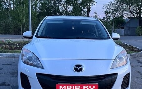 Mazda 3, 2011 год, 1 100 000 рублей, 2 фотография