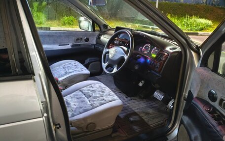 Nissan Rnessa, 1998 год, 400 000 рублей, 10 фотография