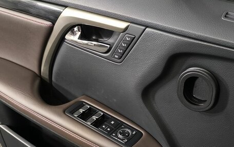 Lexus RX IV рестайлинг, 2018 год, 4 400 000 рублей, 11 фотография