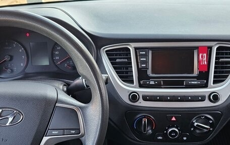 Hyundai Solaris II рестайлинг, 2019 год, 1 200 000 рублей, 2 фотография