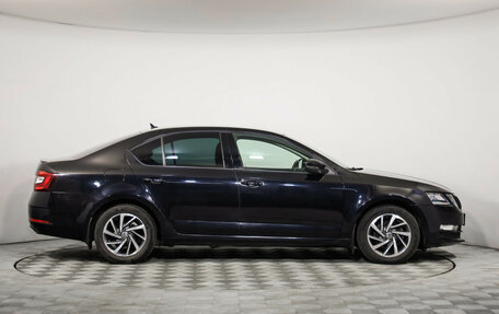 Skoda Octavia, 2018 год, 1 849 000 рублей, 4 фотография