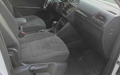 Volkswagen Tiguan II, 2017 год, 2 650 000 рублей, 8 фотография