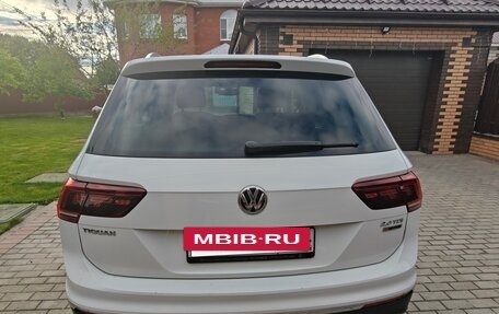 Volkswagen Tiguan II, 2017 год, 2 650 000 рублей, 4 фотография