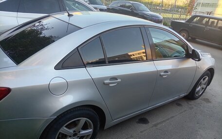 Chevrolet Cruze II, 2011 год, 670 000 рублей, 8 фотография