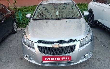 Chevrolet Cruze II, 2011 год, 670 000 рублей, 9 фотография