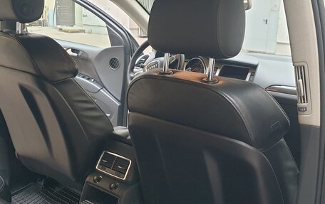 Audi Q7, 2011 год, 2 650 000 рублей, 24 фотография