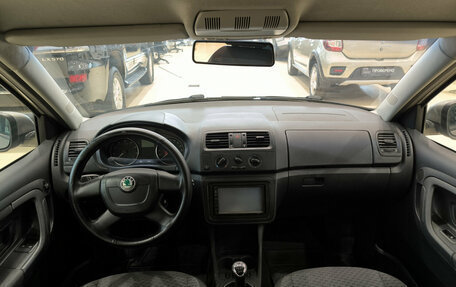 Skoda Fabia II, 2011 год, 380 000 рублей, 18 фотография