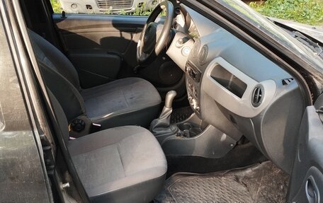 Renault Logan I, 2010 год, 290 000 рублей, 12 фотография