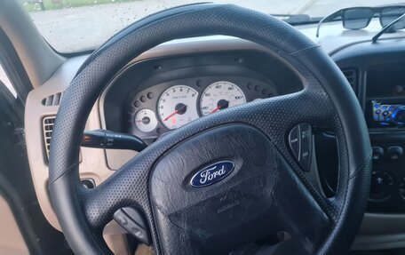Ford Escape II, 2001 год, 250 000 рублей, 6 фотография