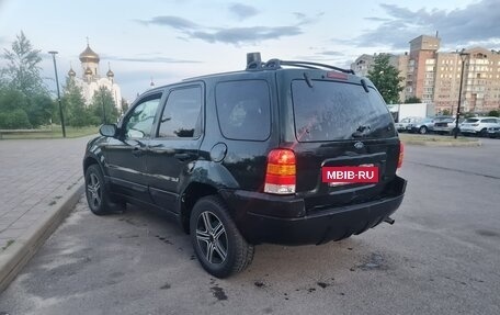 Ford Escape II, 2001 год, 250 000 рублей, 23 фотография