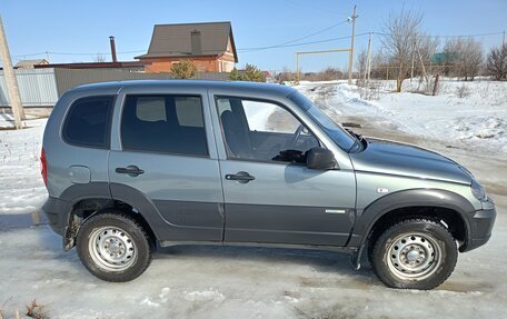 Chevrolet Niva I рестайлинг, 2012 год, 500 000 рублей, 7 фотография
