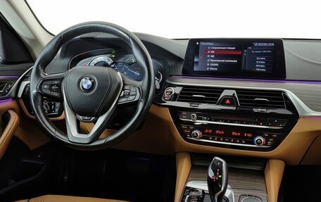BMW 5 серия, 2017 год, 2 650 000 рублей, 11 фотография