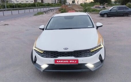 KIA K5, 2021 год, 1 680 000 рублей, 1 фотография