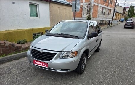 Chrysler Voyager IV, 2002 год, 630 000 рублей, 1 фотография