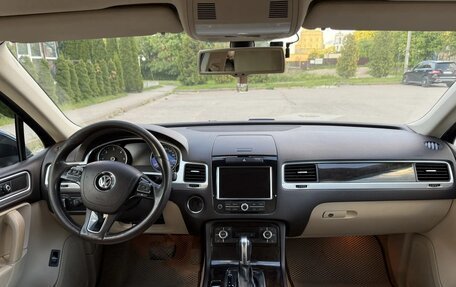Volkswagen Touareg III, 2010 год, 1 890 000 рублей, 10 фотография