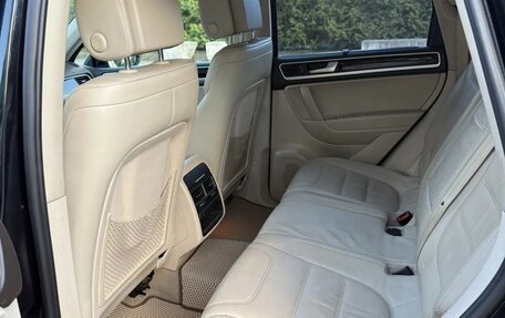 Volkswagen Touareg III, 2010 год, 1 890 000 рублей, 12 фотография
