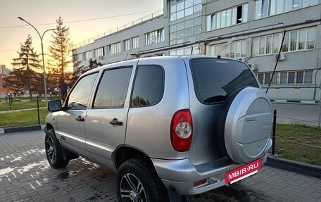 Chevrolet Niva I рестайлинг, 2004 год, 299 999 рублей, 3 фотография