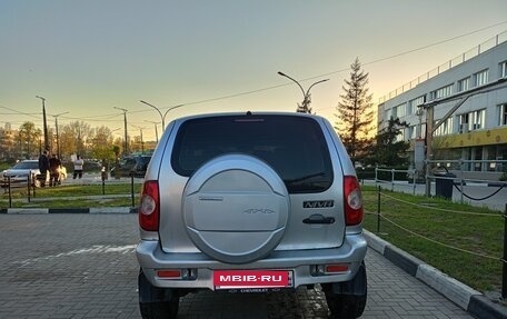 Chevrolet Niva I рестайлинг, 2004 год, 299 999 рублей, 4 фотография