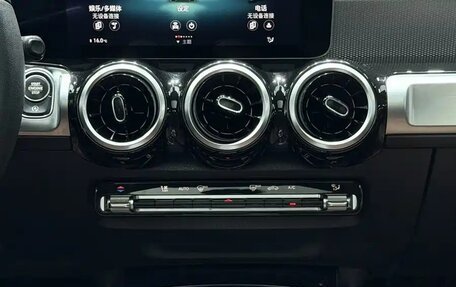 Mercedes-Benz GLB, 2022 год, 2 500 000 рублей, 6 фотография