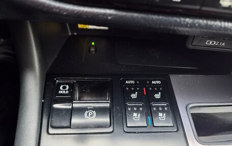 Lexus RX IV рестайлинг, 2022 год, 6 200 000 рублей, 13 фотография