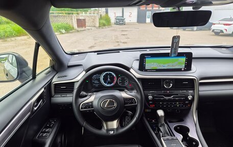 Lexus RX IV рестайлинг, 2022 год, 6 200 000 рублей, 8 фотография