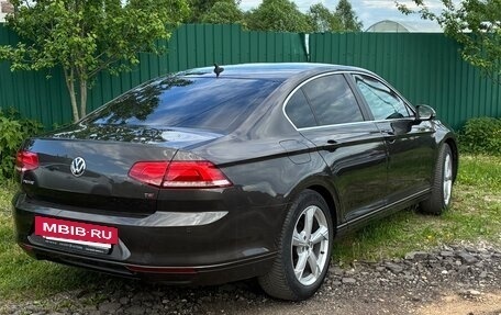 Volkswagen Passat B8 рестайлинг, 2017 год, 2 080 000 рублей, 2 фотография