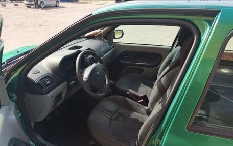 Renault Clio III, 2002 год, 450 000 рублей, 8 фотография