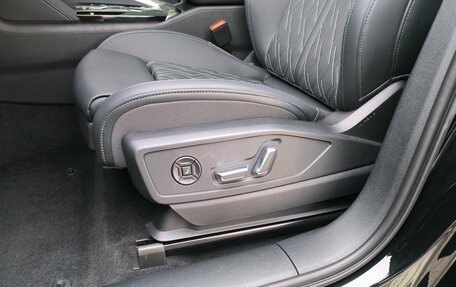 Audi Q5, 2025 год, 5 950 000 рублей, 38 фотография