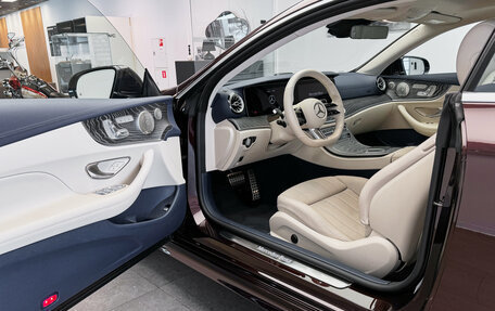 Mercedes-Benz E-Класс, 2021 год, 6 625 000 рублей, 8 фотография