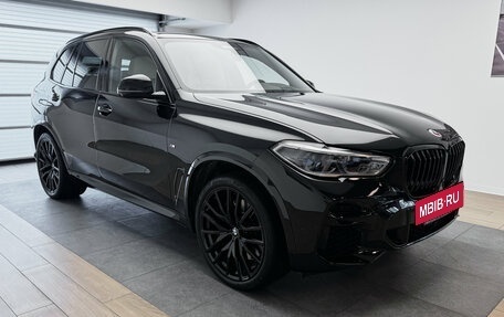 BMW X5, 2022 год, 10 600 000 рублей, 3 фотография