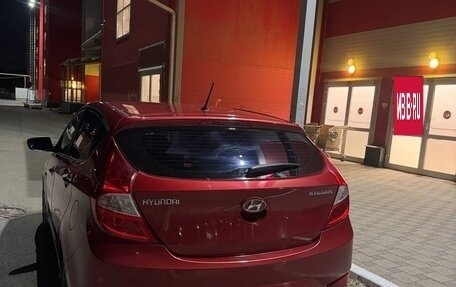 Hyundai Solaris II рестайлинг, 2013 год, 750 000 рублей, 5 фотография