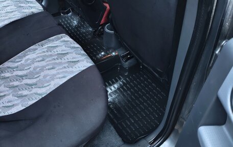 Mitsubishi Colt VI рестайлинг, 2006 год, 270 000 рублей, 10 фотография
