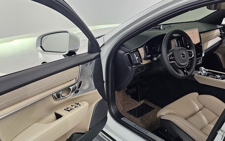 Volvo S90 II рестайлинг, 2026 год, 5 900 000 рублей, 7 фотография