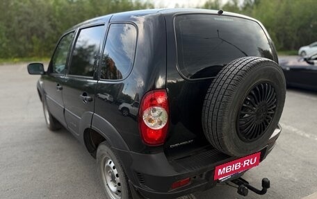 Chevrolet Niva I рестайлинг, 2019 год, 800 000 рублей, 3 фотография