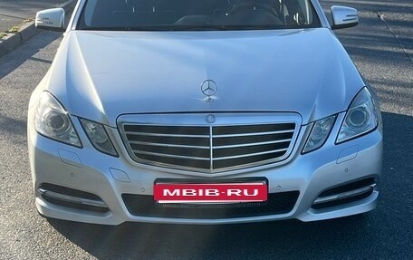Mercedes-Benz E-Класс, 2011 год, 1 699 000 рублей, 3 фотография