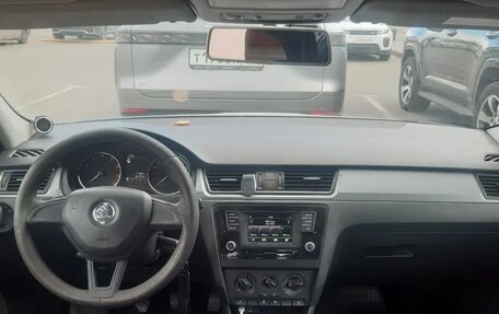 Skoda Rapid I, 2017 год, 860 000 рублей, 8 фотография