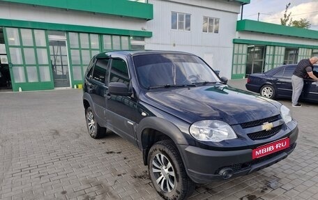 Chevrolet Niva I рестайлинг, 2014 год, 750 000 рублей, 3 фотография