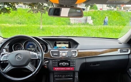 Mercedes-Benz E-Класс, 2013 год, 1 550 000 рублей, 10 фотография