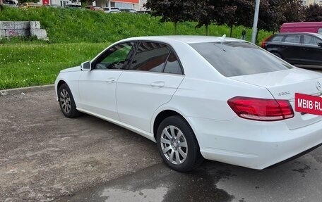 Mercedes-Benz E-Класс, 2013 год, 1 550 000 рублей, 7 фотография