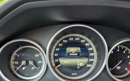 Mercedes-Benz E-Класс, 2013 год, 1 550 000 рублей, 34 фотография
