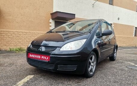 Mitsubishi Colt VI рестайлинг, 2005 год, 275 000 рублей, 2 фотография