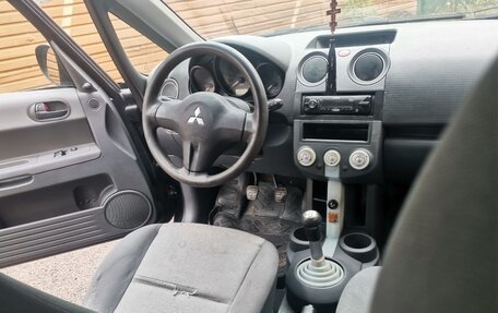 Mitsubishi Colt VI рестайлинг, 2005 год, 275 000 рублей, 11 фотография