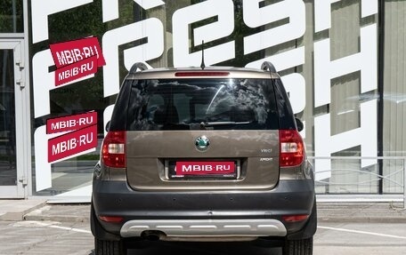 Skoda Yeti I рестайлинг, 2011 год, 800 000 рублей, 4 фотография