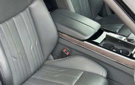 Audi A8, 2021 год, 10 000 000 рублей, 6 фотография