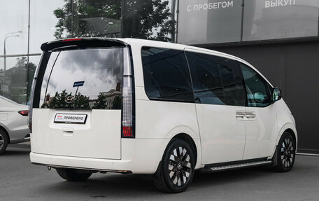 Hyundai Staria, 2021 год, 4 870 000 рублей, 5 фотография