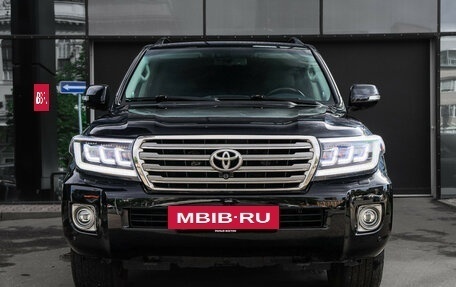 Toyota Land Cruiser 200, 2012 год, 3 000 000 рублей, 2 фотография