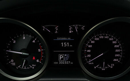 Toyota Land Cruiser 200, 2012 год, 3 000 000 рублей, 32 фотография