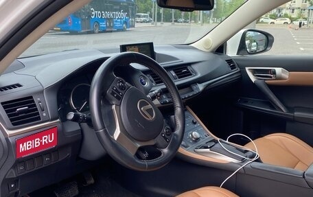 Lexus CT I рестайлинг, 2014 год, 2 100 000 рублей, 12 фотография
