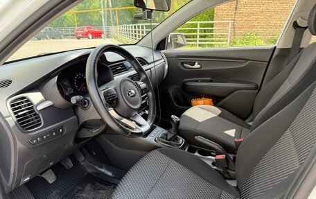 KIA Rio IV, 2018 год, 1 750 000 рублей, 7 фотография